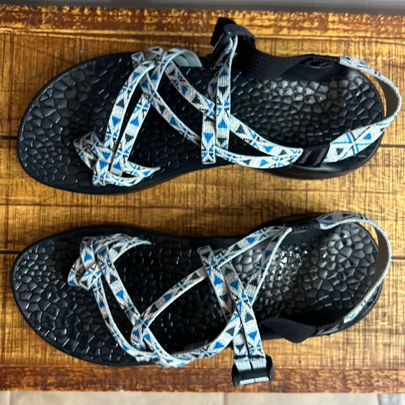 Chacos - Blue Aztec Pattern - Picture 1 of 6